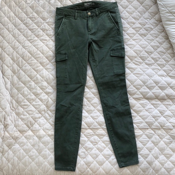 Vineyard Vines Pants - Green Vineyard Vines Pants with Side Detail
